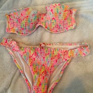 Victoria’s Secret bikini